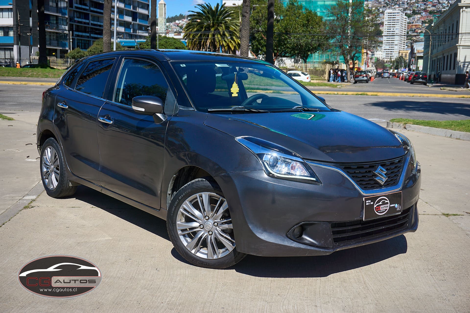 Suzuki Baleno Glx Hb — foto 3 de 13