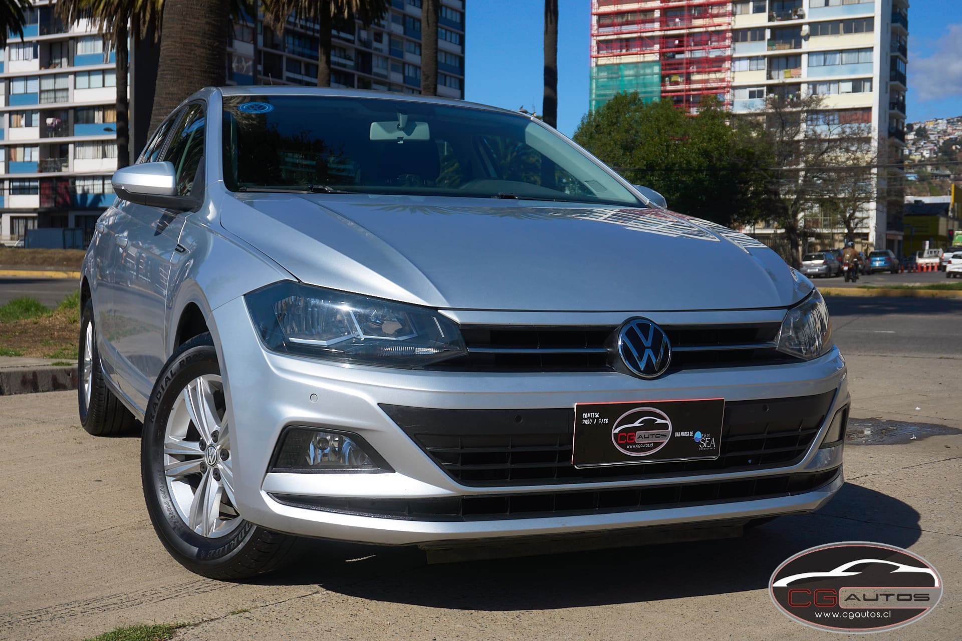 Volkswagen Polo — foto 6 de 14